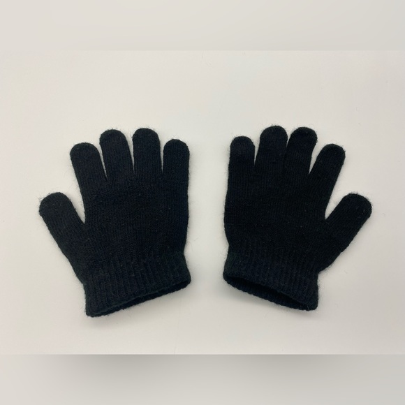 Small Boy’s Winter Football Graphic Black Gloves - Picture 3 of 6